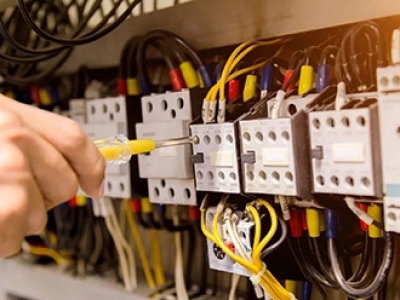 機(jī)械式三相四線電度表的讀法